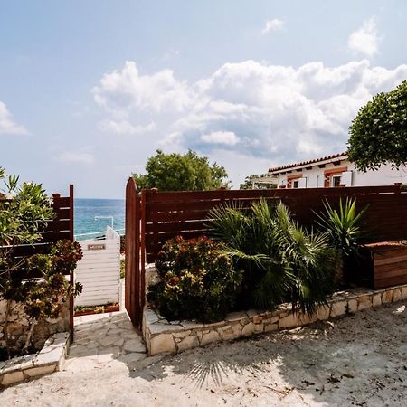Floreika Studio By The Sea Skinária Exterior foto