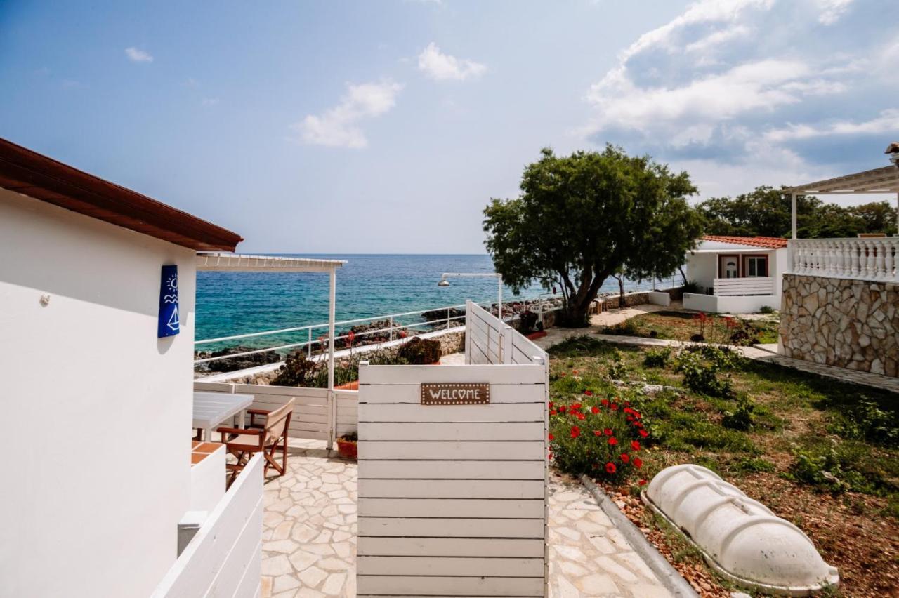 Floreika Studio By The Sea Skinária Exterior foto
